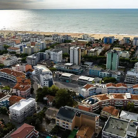 Modern With Terrace Near The Sea *